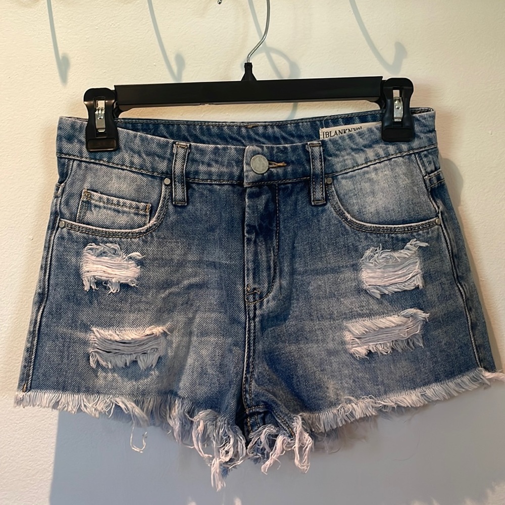 BLANKNYC wedge short. Super short denim cut off w/distress.